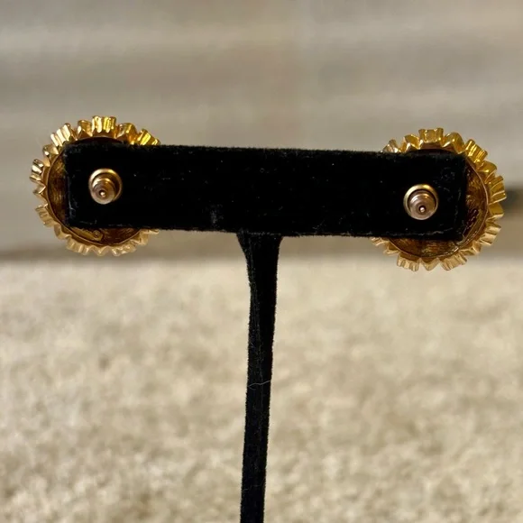 Christian Dior Signed Flower Marquise Circle Pierced Earrings - Picture 3 of 7